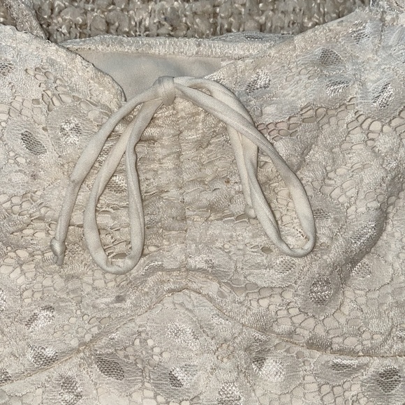 Lace Blouse - Picture 4 of 6